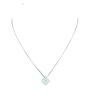 Van Cleef & Arpels Alhambra Classy Necklace