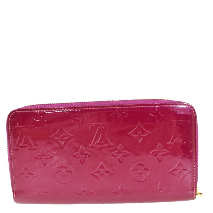 Louis Vuitton Zippy wallet