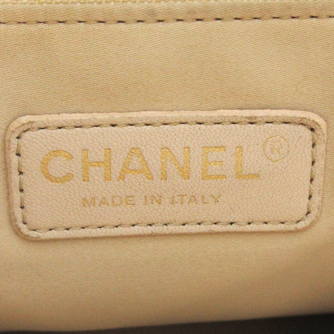 Chanel GST (Grand shopping Tote) 