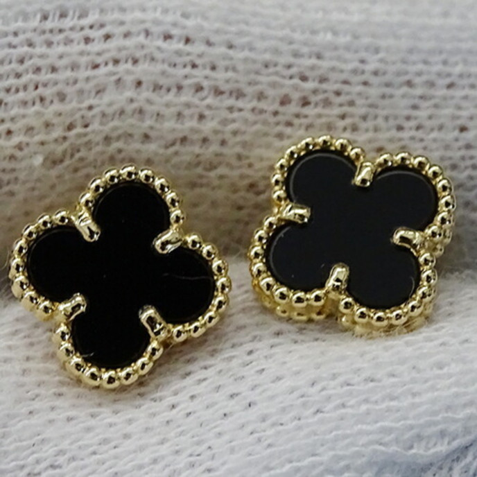 Van Cleef & Arpels Sweet Alhambra Earring