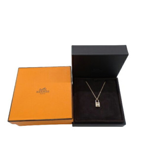Hermes Kelly Necklace