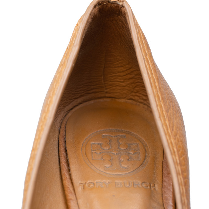 Tory Burch Tan Leather Amanda Wedges Size 39