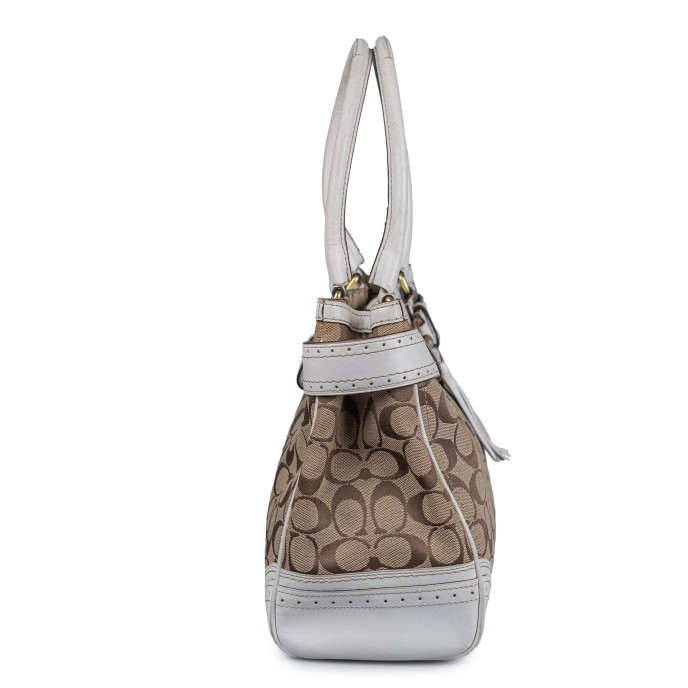 Coach Beige/White Signature Canvas HandBag